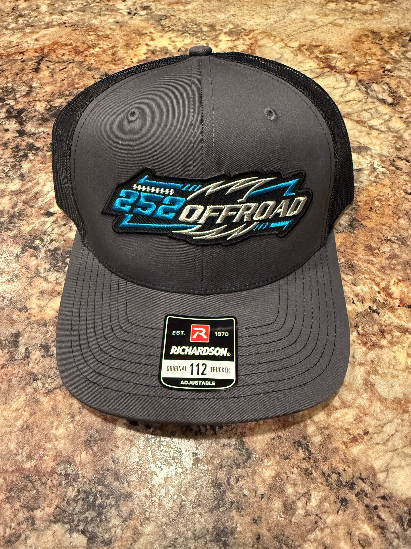 252 Offroad Hats