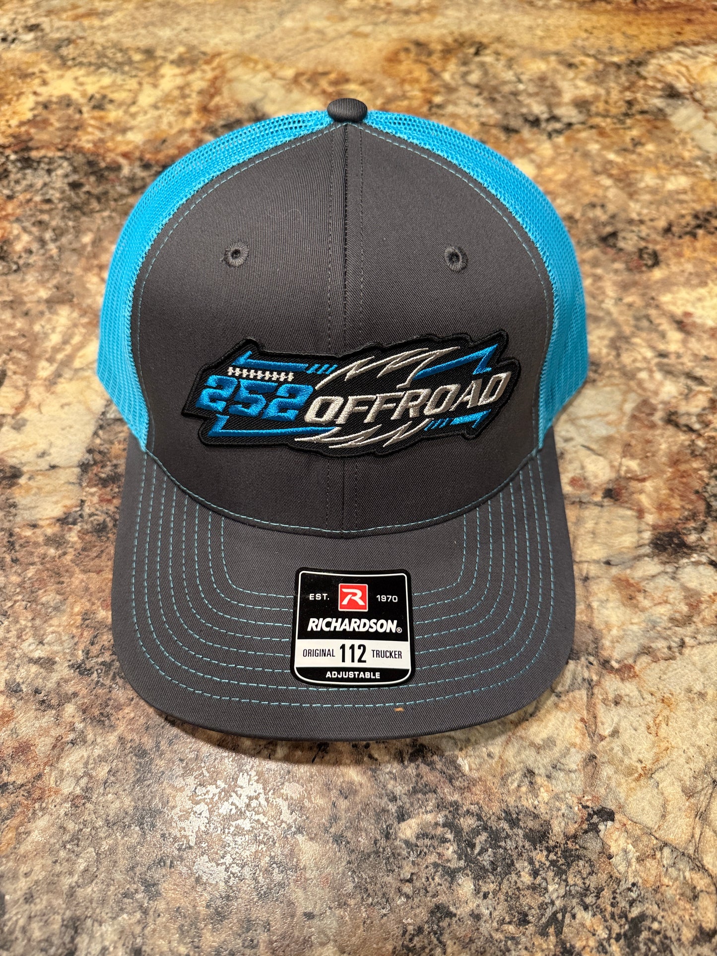 252 Offroad Hats